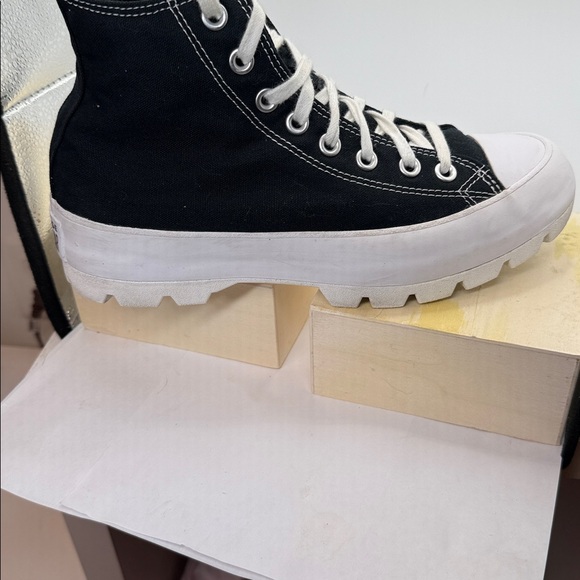 CONVERSE ALL STAR BLACK AND WHITE HIGH TOP LUGGED SNEAKER. Women’s size 8.5 - Picture 14 of 16